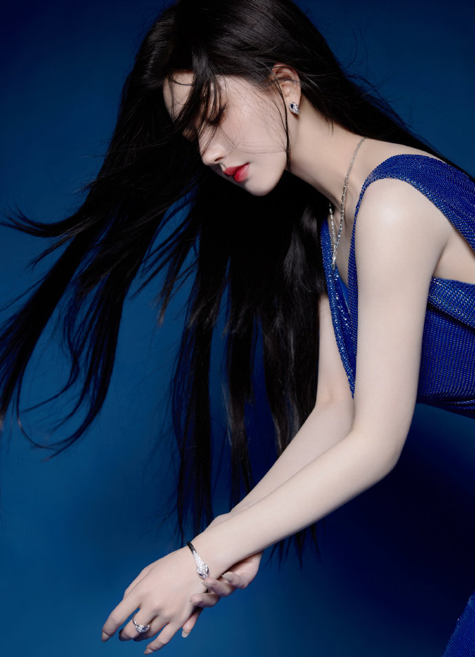 校服下摆前面翘起来怎么办（中国）iosAndroid通用版A