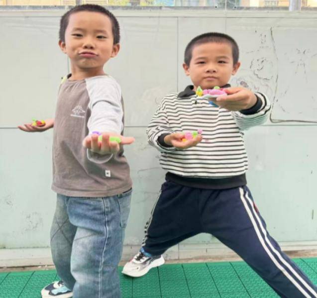 探寻秋天秘密 捏出丰收喜悦——徐家楼街道梅山社区恒大城幼儿园